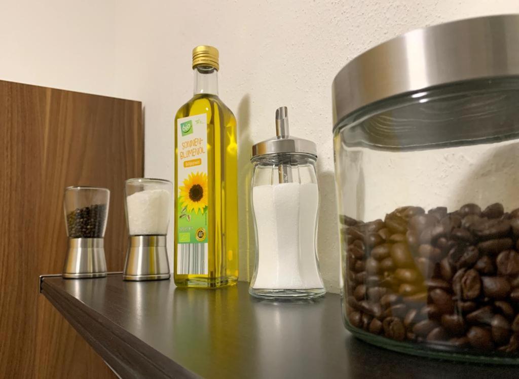 Stylisches 2 Zimmer Apartment Zum Abschalten แอร์ฟวร์ท ภายนอก รูปภาพ