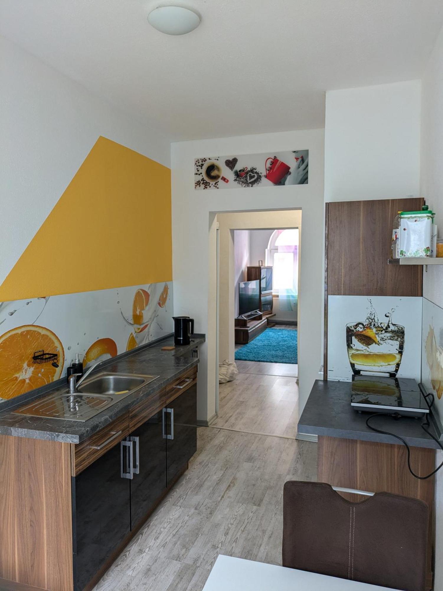 Stylisches 2 Zimmer Apartment Zum Abschalten แอร์ฟวร์ท ภายนอก รูปภาพ